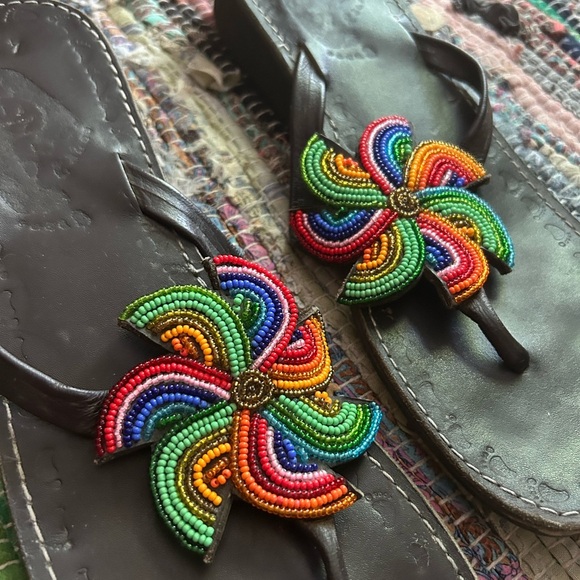 Vibrant Beaded Women's Sandals 9 - Picture 13 of 16